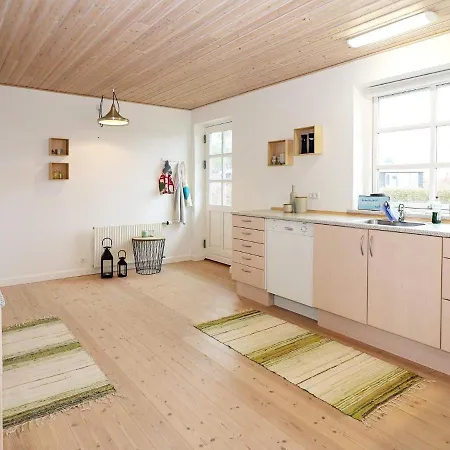4 Star Holiday In Ferienhaus Hadsund